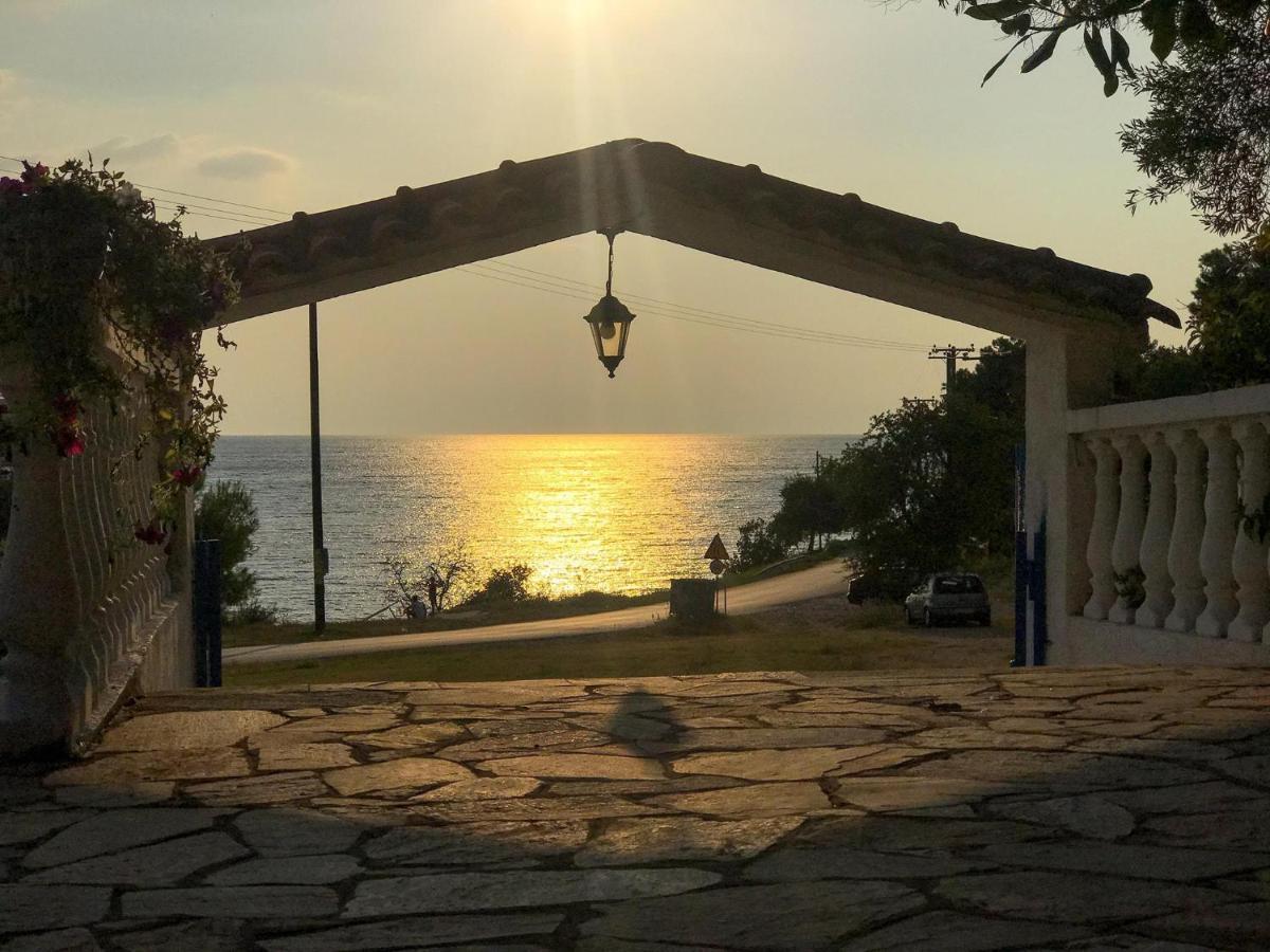 Hotel Paraktio Nea Kallikrateia Εξωτερικό φωτογραφία